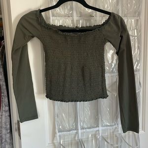 Cropped olive green shirt